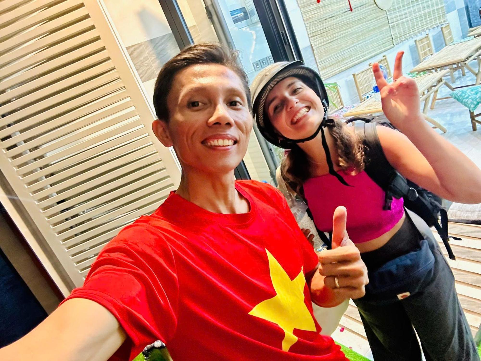 הו צ'י מין סיטי Aloha Saigon Premium Hostel By Local Travel Experts - Newly Opened, Less-Touristy Location, Spacious Rooms, Glass Shower Bathroom, Free Breakfast & Walking Tour מראה חיצוני תמונה