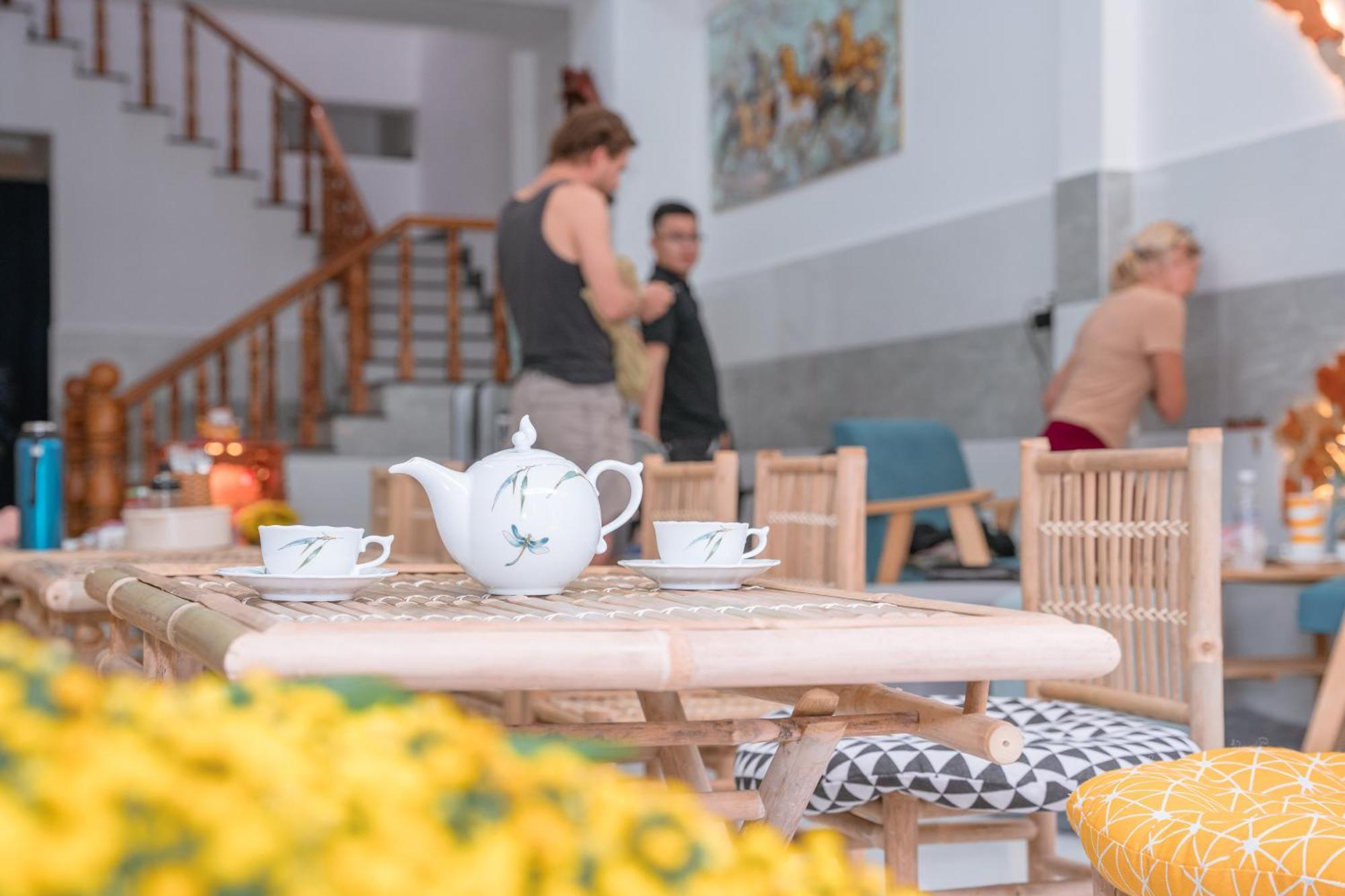 הו צ'י מין סיטי Aloha Saigon Premium Hostel By Local Travel Experts - Newly Opened, Less-Touristy Location, Spacious Rooms, Glass Shower Bathroom, Free Breakfast & Walking Tour מראה חיצוני תמונה