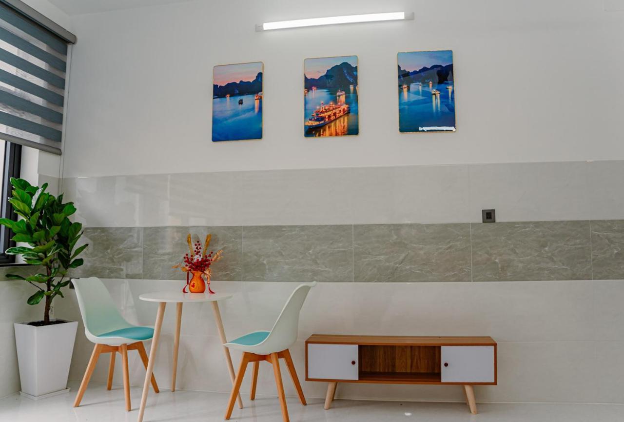 הו צ'י מין סיטי Aloha Saigon Premium Hostel By Local Travel Experts - Newly Opened, Less-Touristy Location, Spacious Rooms, Glass Shower Bathroom, Free Breakfast & Walking Tour מראה חיצוני תמונה