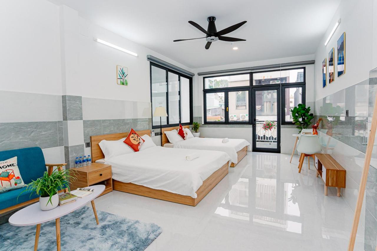 הו צ'י מין סיטי Aloha Saigon Premium Hostel By Local Travel Experts - Newly Opened, Less-Touristy Location, Spacious Rooms, Glass Shower Bathroom, Free Breakfast & Walking Tour מראה חיצוני תמונה
