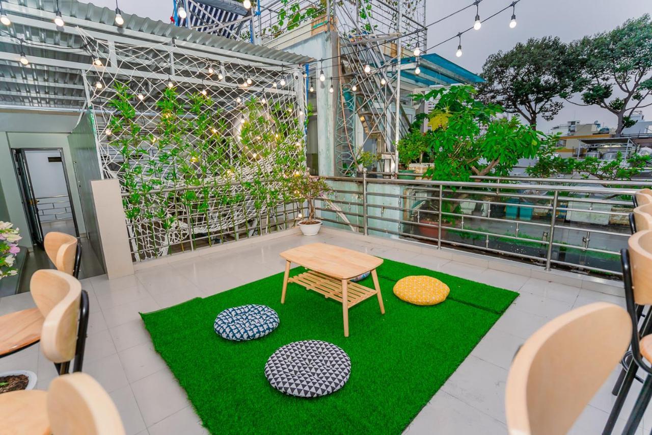 הו צ'י מין סיטי Aloha Saigon Premium Hostel By Local Travel Experts - Newly Opened, Less-Touristy Location, Spacious Rooms, Glass Shower Bathroom, Free Breakfast & Walking Tour מראה חיצוני תמונה