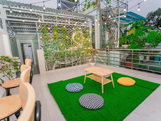 הו צ'י מין סיטי Aloha Saigon Premium Hostel By Local Travel Experts - Newly Opened, Less-Touristy Location, Spacious Rooms, Glass Shower Bathroom, Free Breakfast & Walking Tour מראה חיצוני תמונה